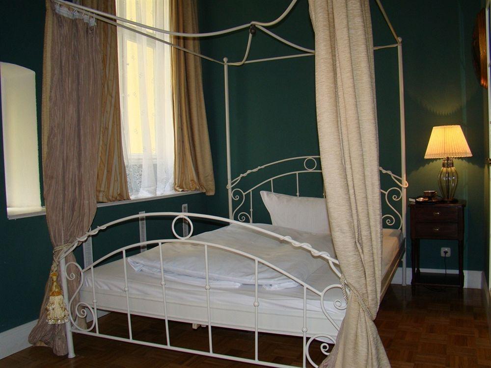 Hotel Alte Galerie Am Kudamm Berlin Dış mekan fotoğraf