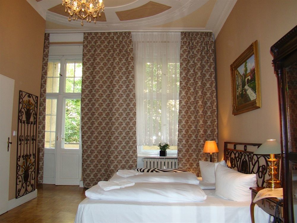 Hotel Alte Galerie Am Kudamm Berlin Dış mekan fotoğraf